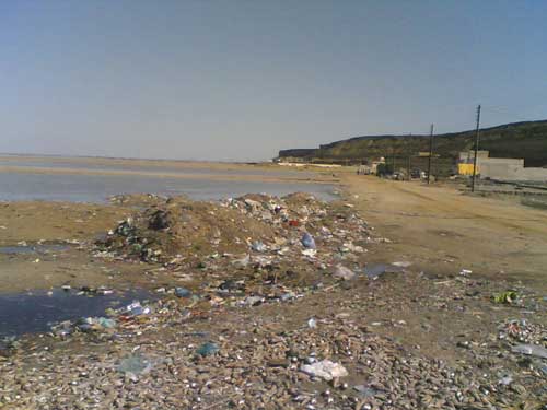 وضعیت نابسامان دفع زباله های روستای پزم