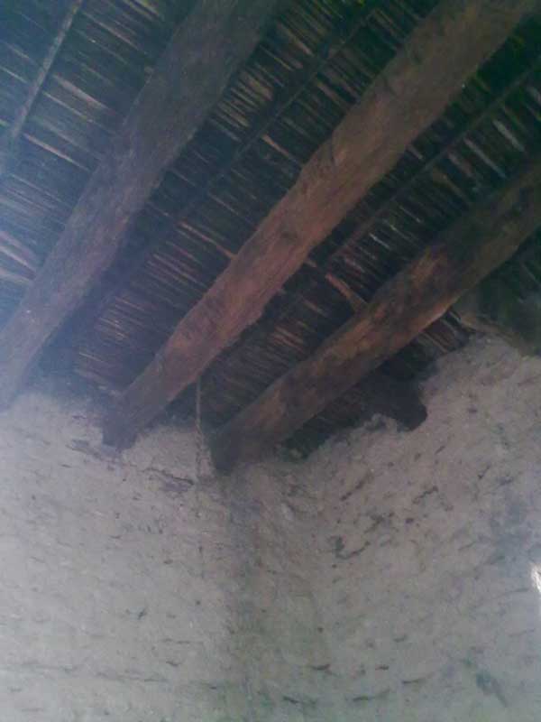 سقف چوبی طبقه اول